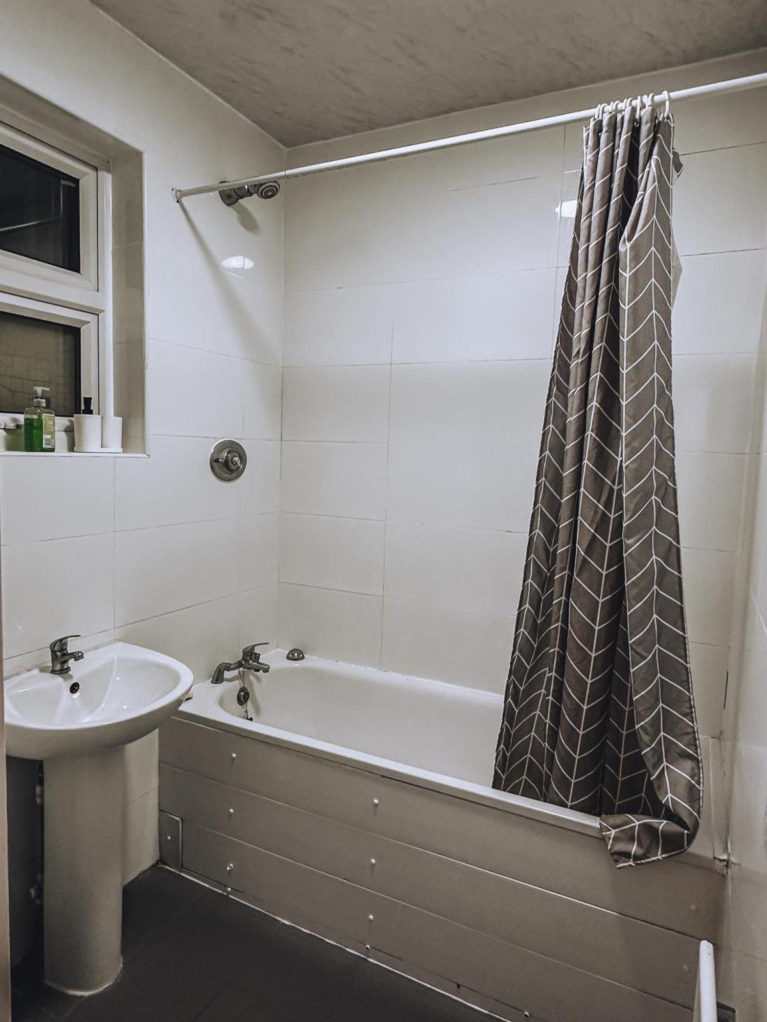 Spacious 3 Rooms In Tooting Londres Exterior foto